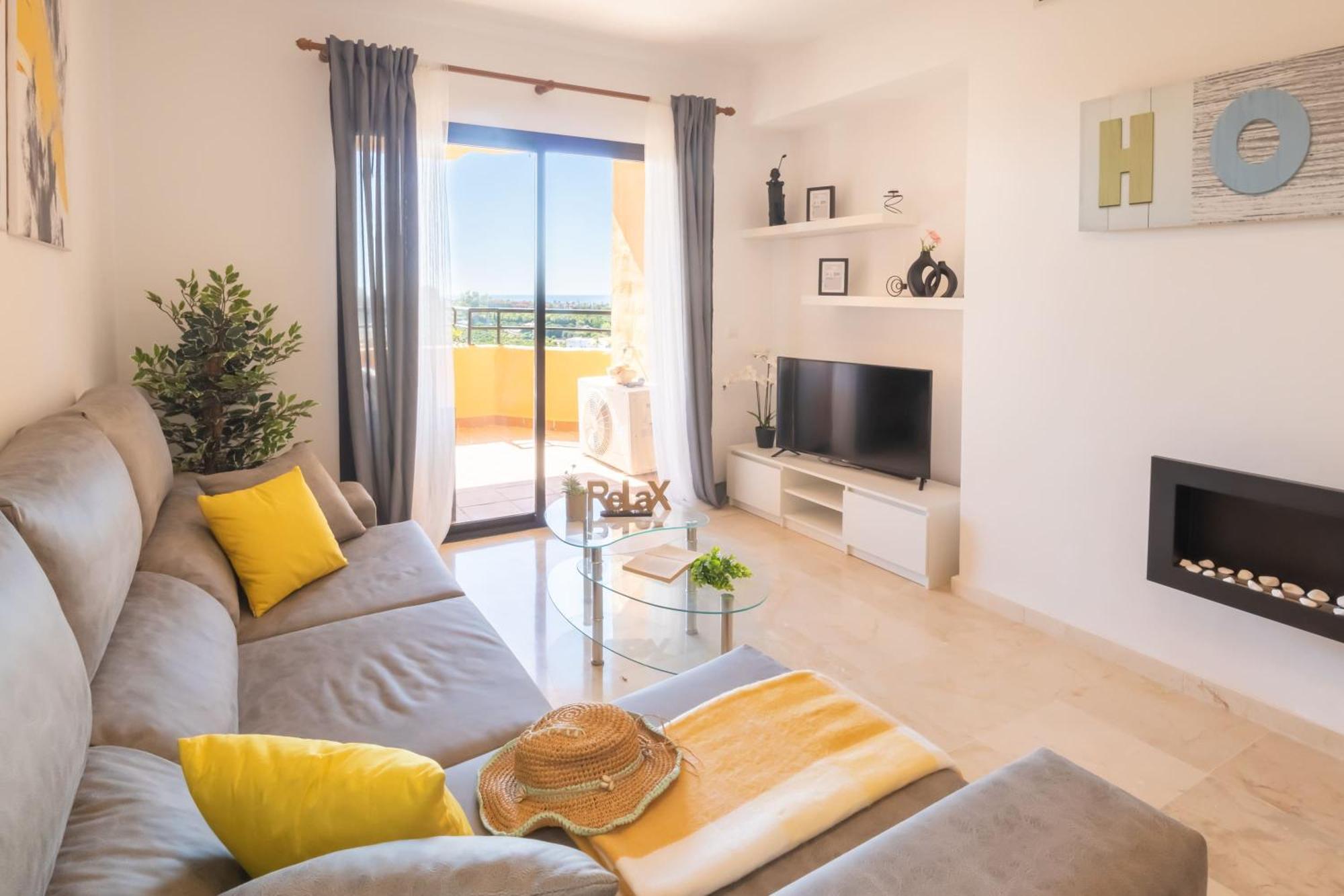 Apartment Selwo Sea Views L *